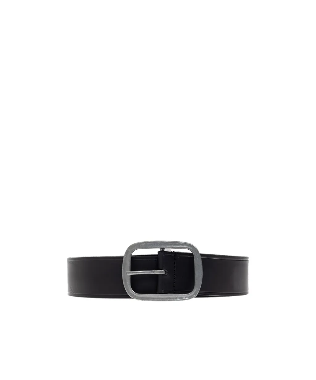 Distressed Buckled Belt