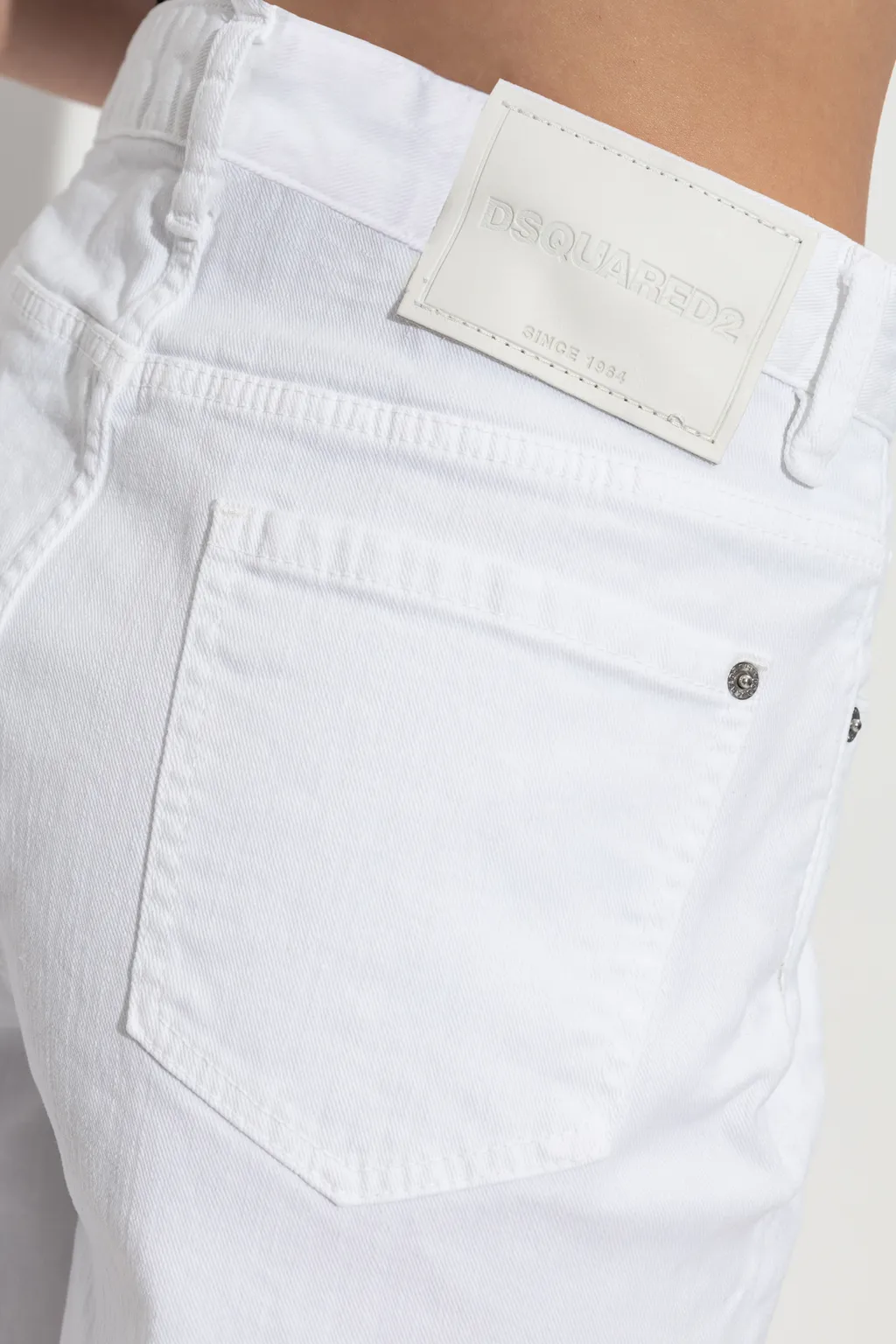 Wide-Leg Jeans