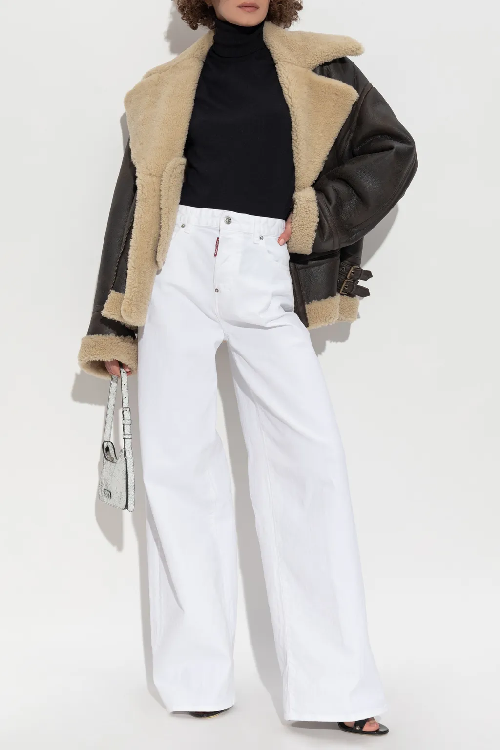 Wide-Leg Jeans