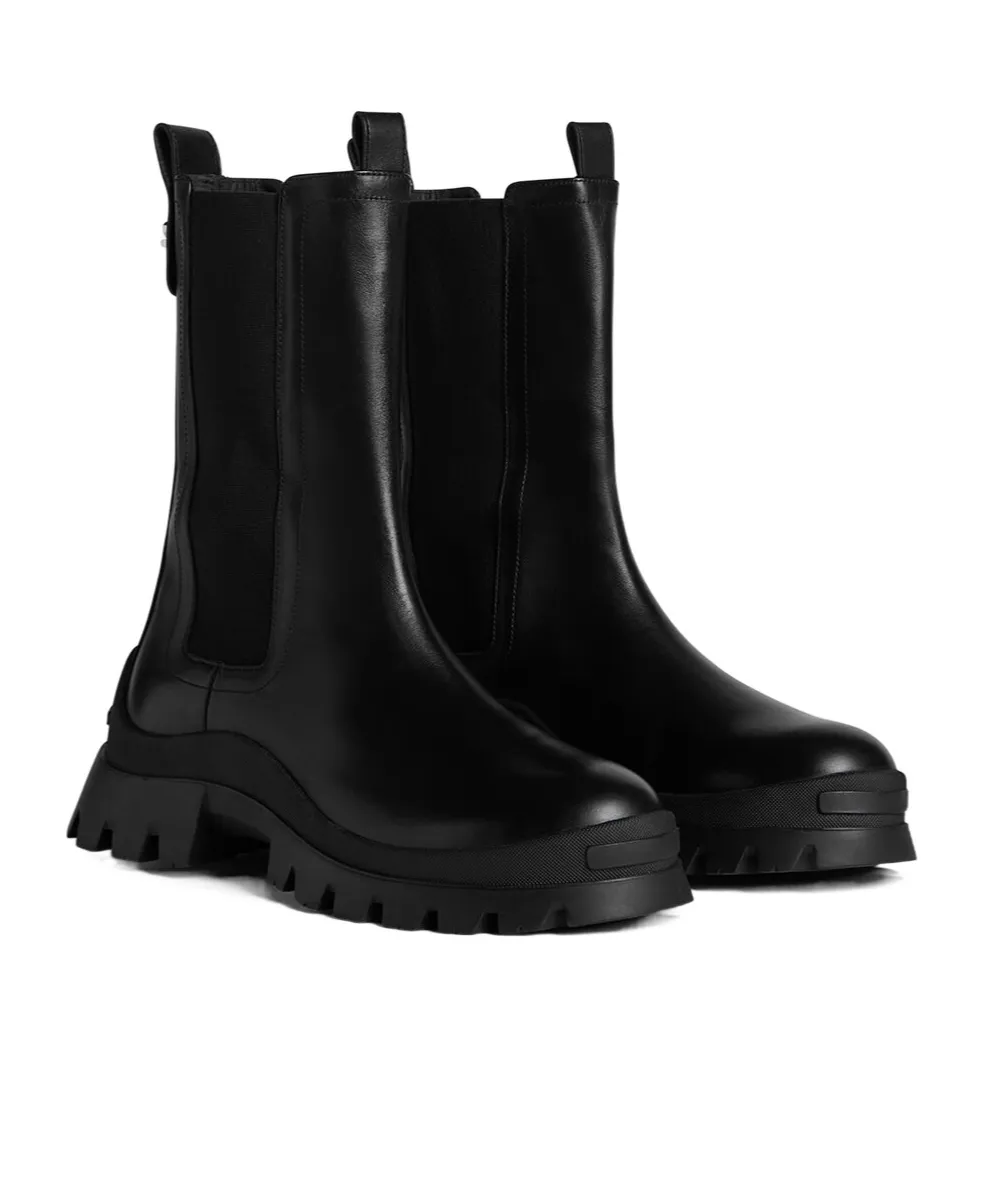 D2 Statement Chunky-Sole Ankle Boots