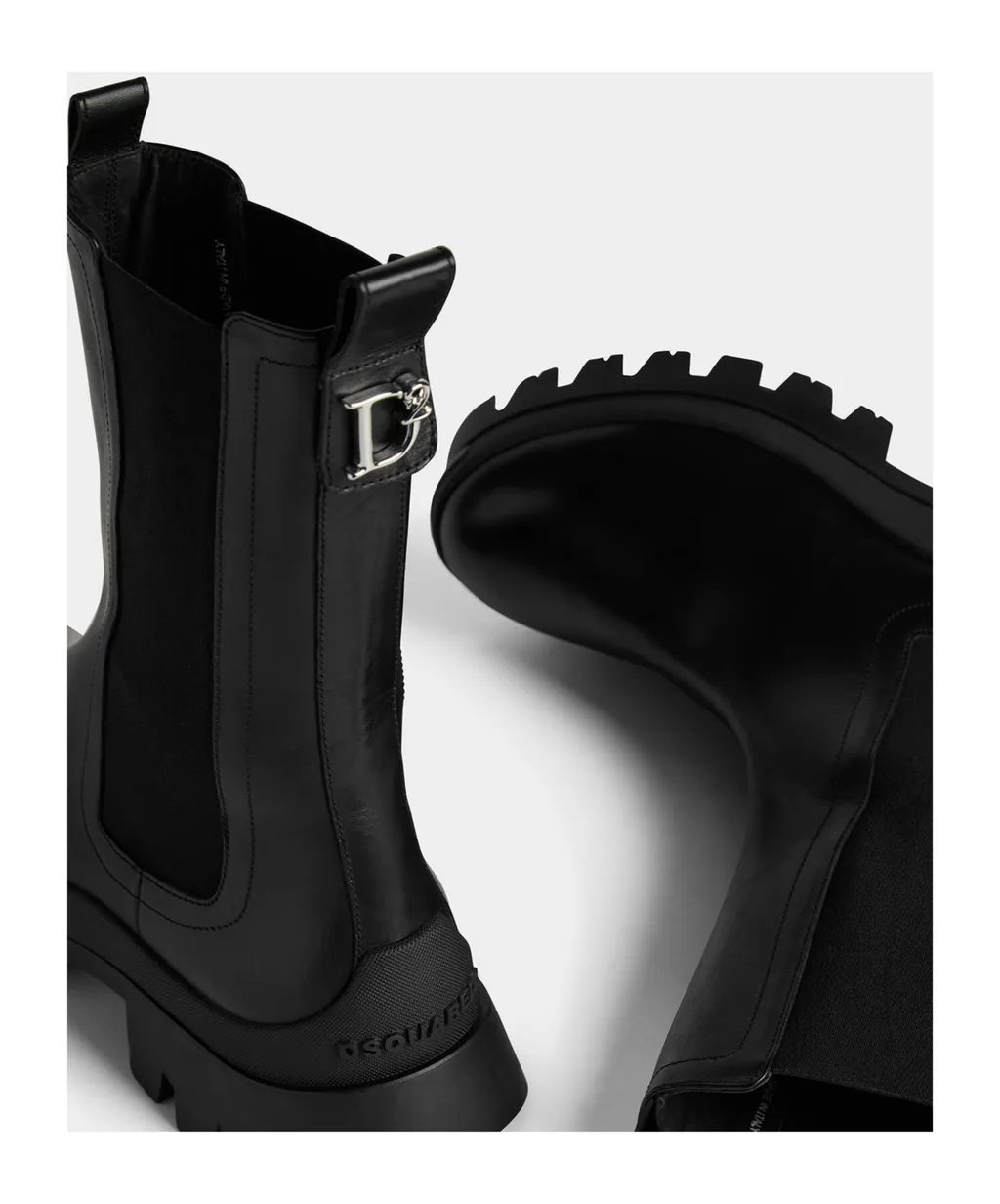 D2 Statement Chunky-Sole Ankle Boots