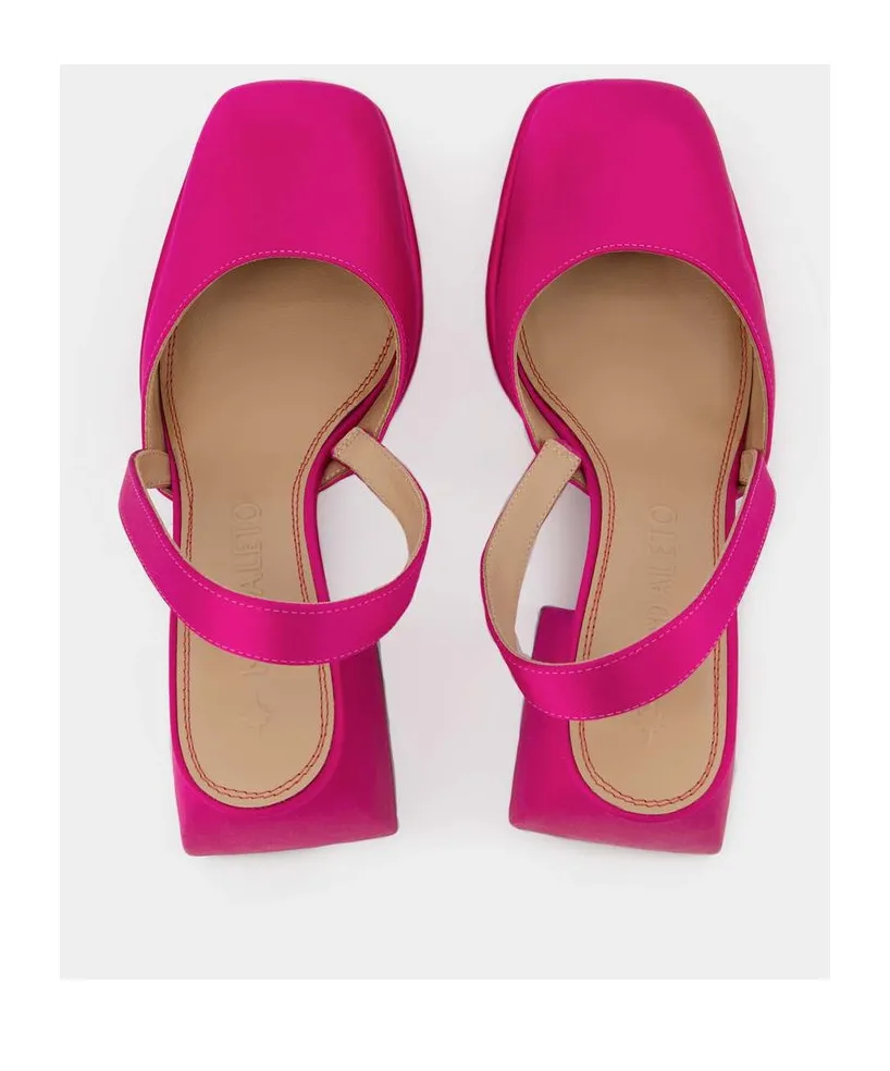 Bulla Jones Square Toe Pumps