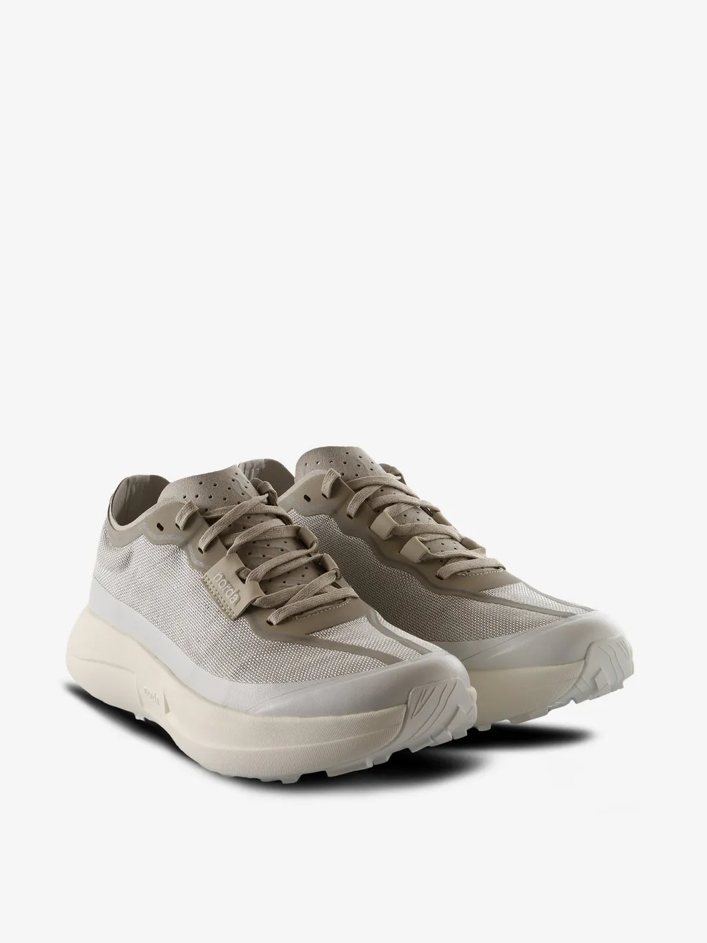 005 Sneakers