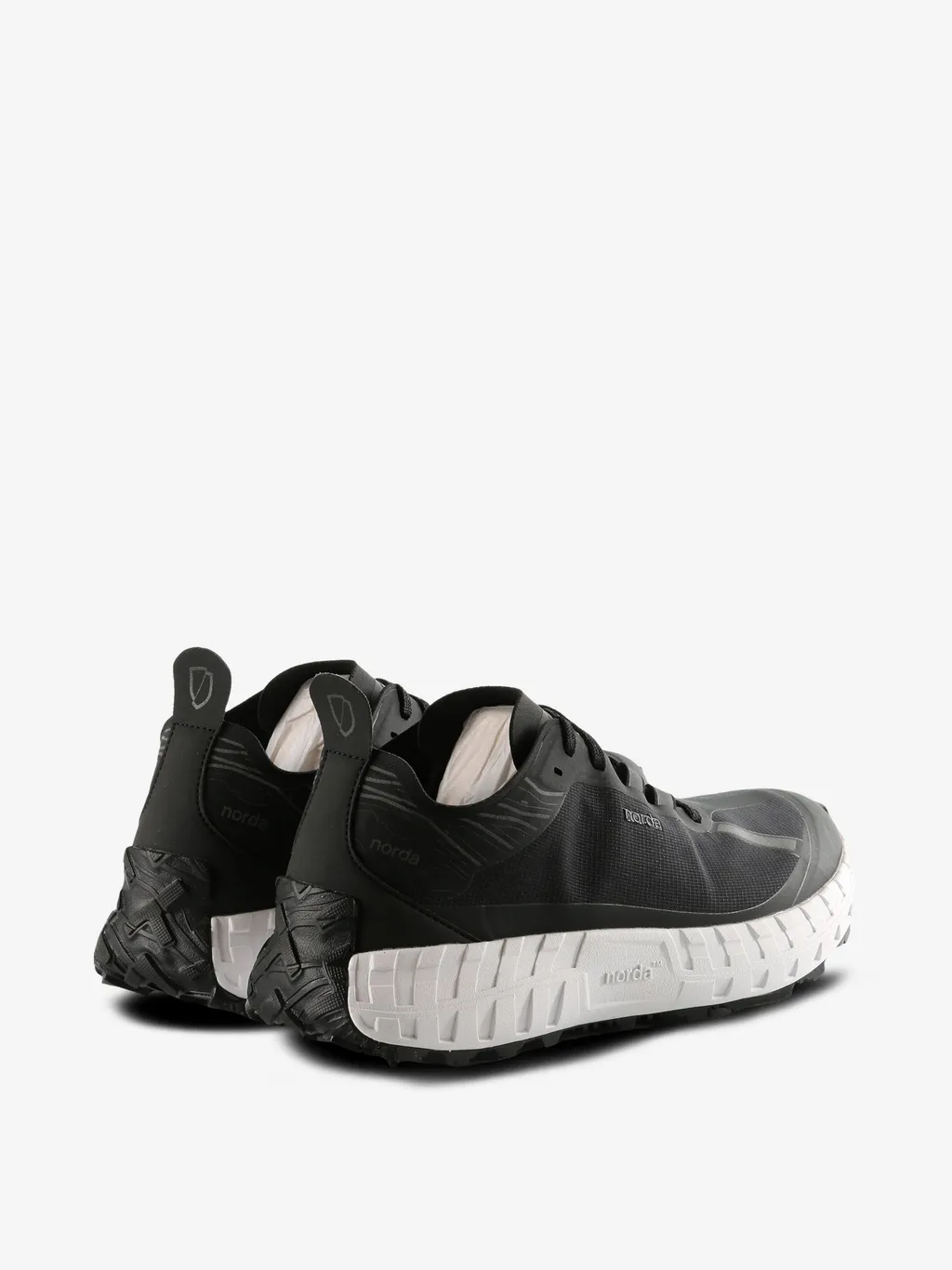 001A Lace-Up Trainers