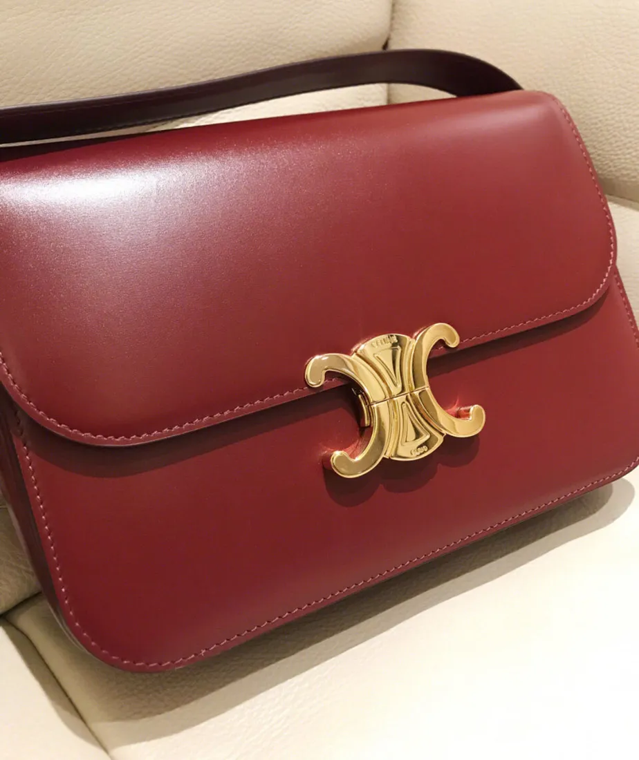 Classique Triomphe Bag In Shiny Calfskin