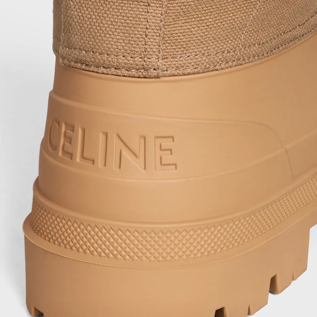 Riley Lace-Up Boot In Canvas