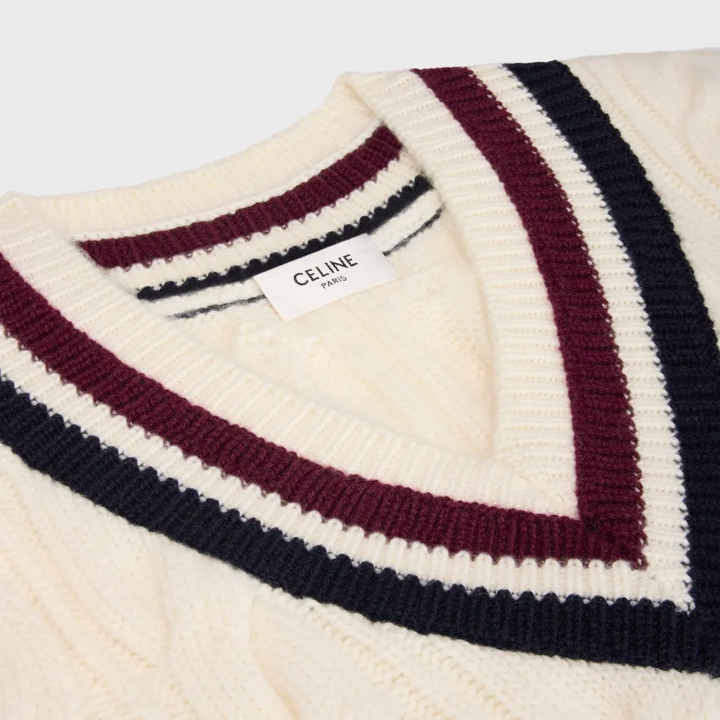 Triomphe V-Neck Cable-Knit In Cashmere