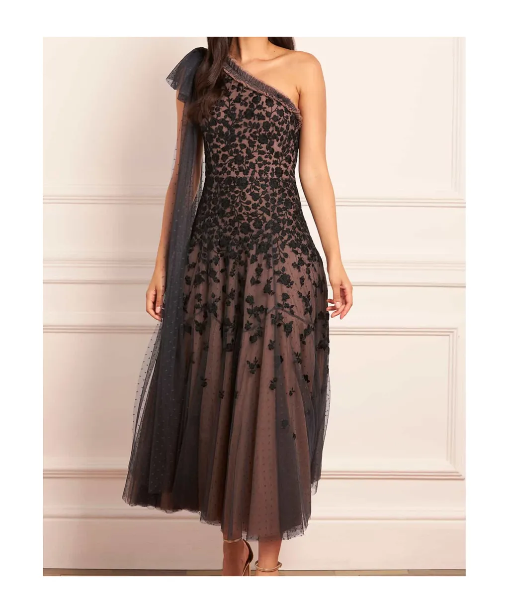 One-Shoulder Bow Dress
