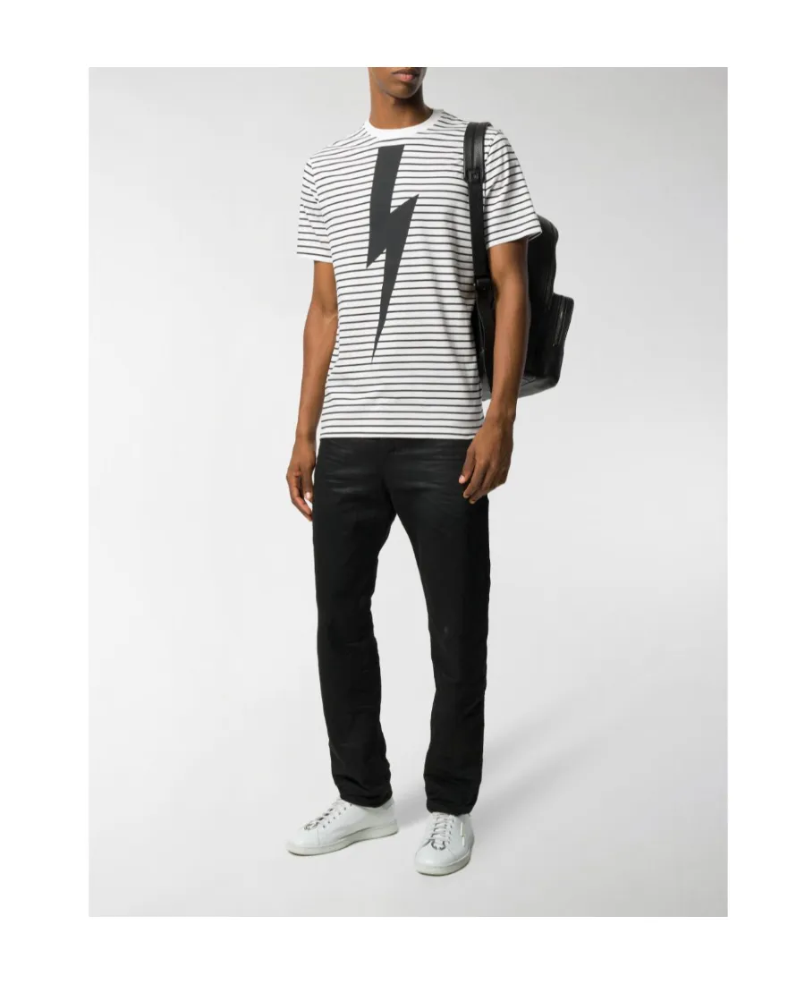 Short-Sleeved T-Shirt With Round Neck