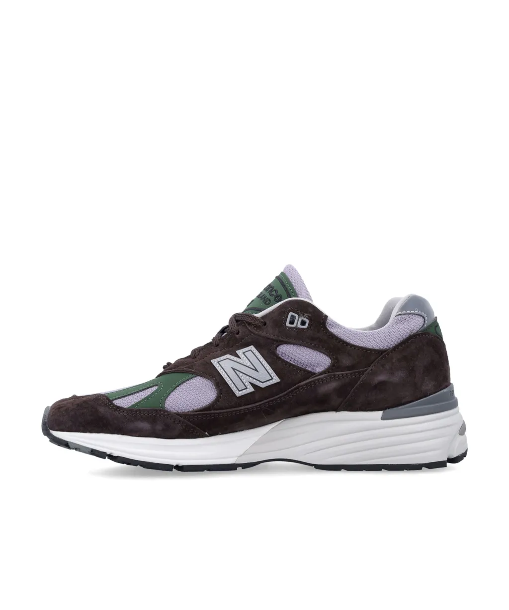 991V2 Lace-Up Sneakers