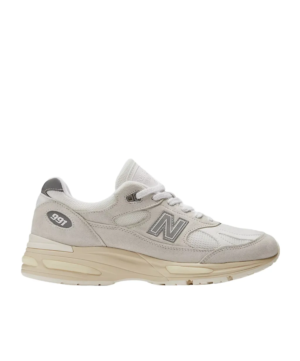 991V2 Sneakers