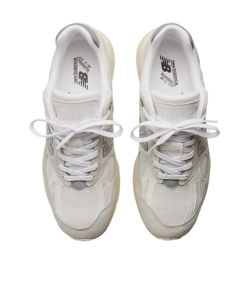 991V2 Sneakers