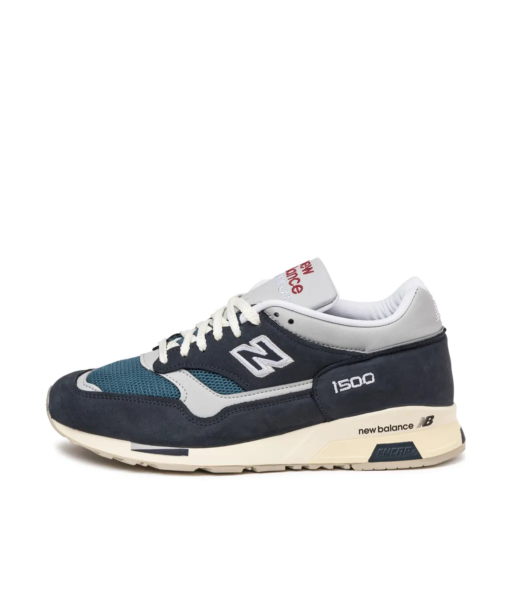 1500 Lace-Up Sneakers