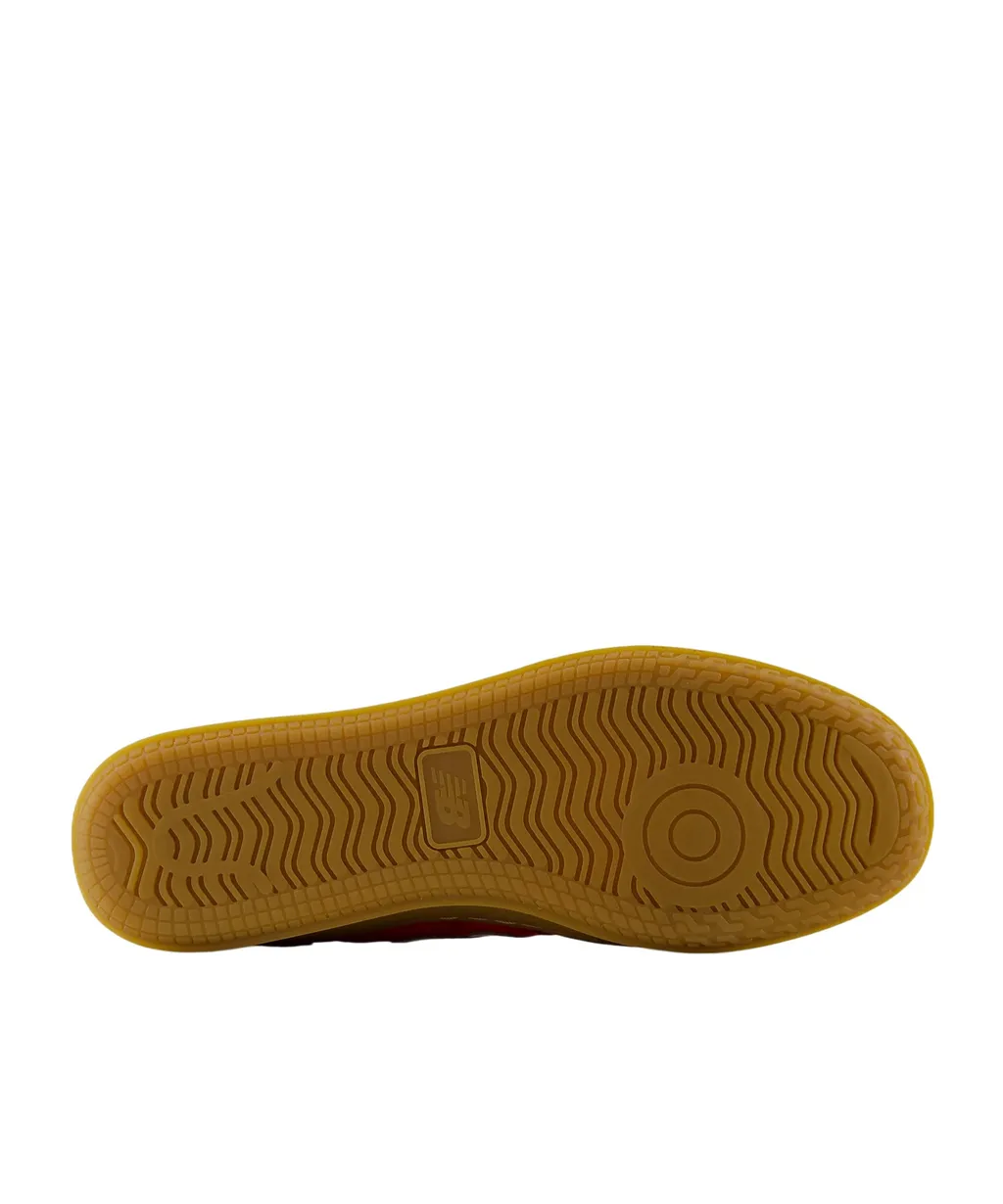 T500 Lace-Up Sneakers