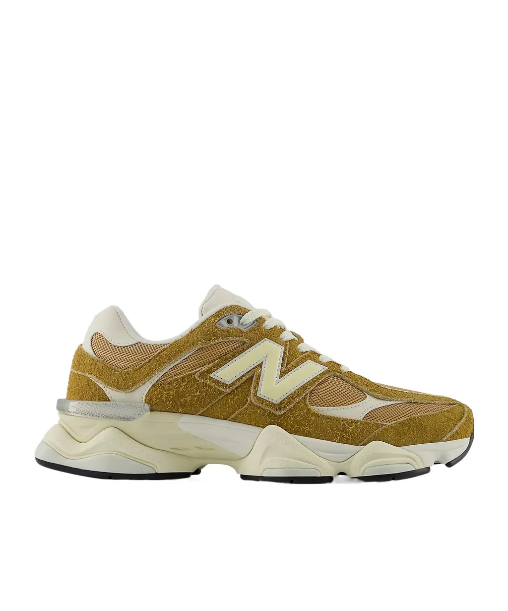 9060 Sports Shoes
