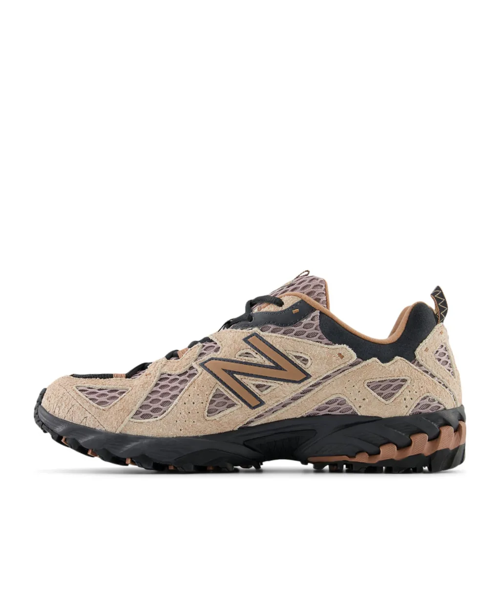 610V1 Lace-Up Sneakers