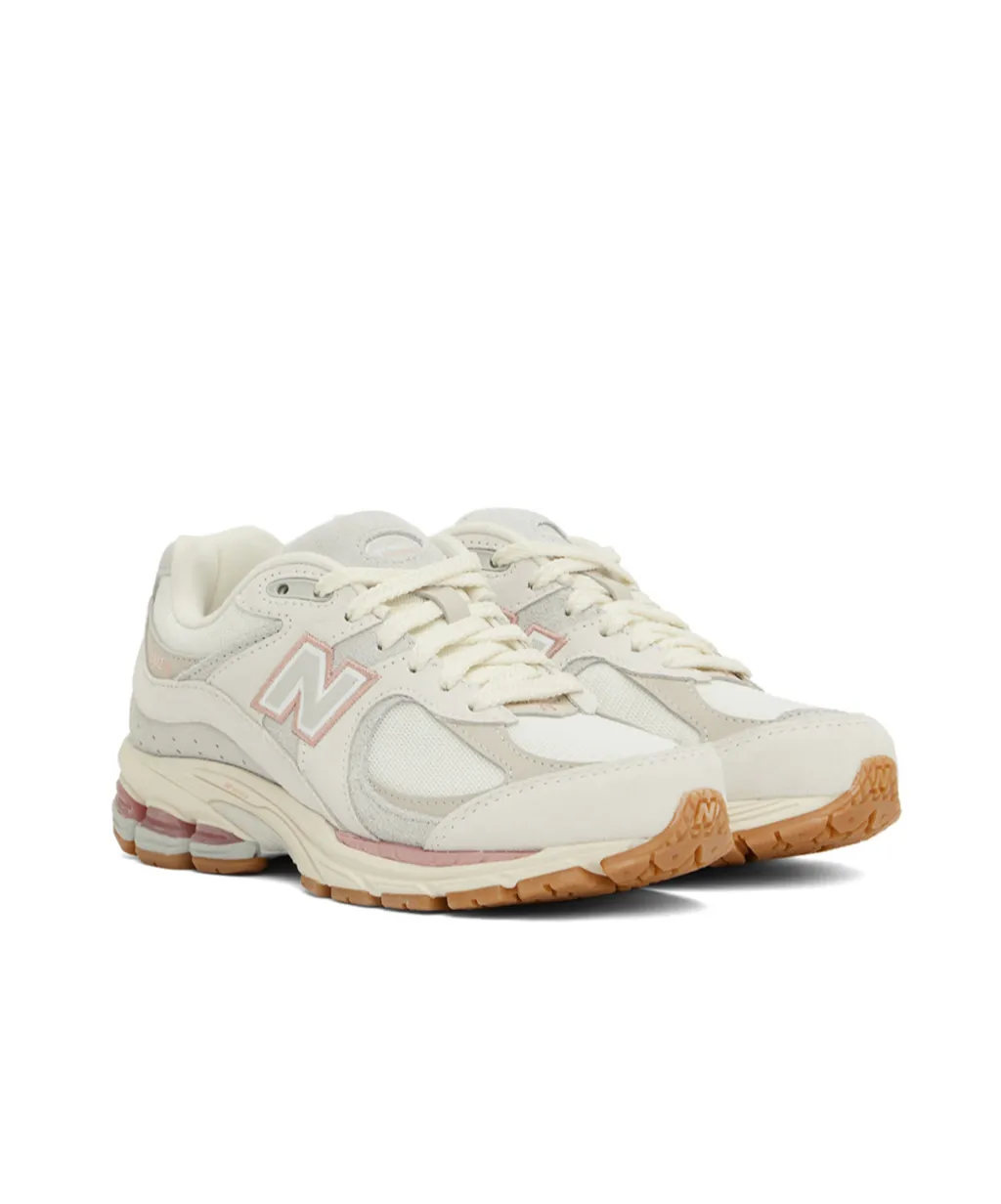 Round-Head Sneakers