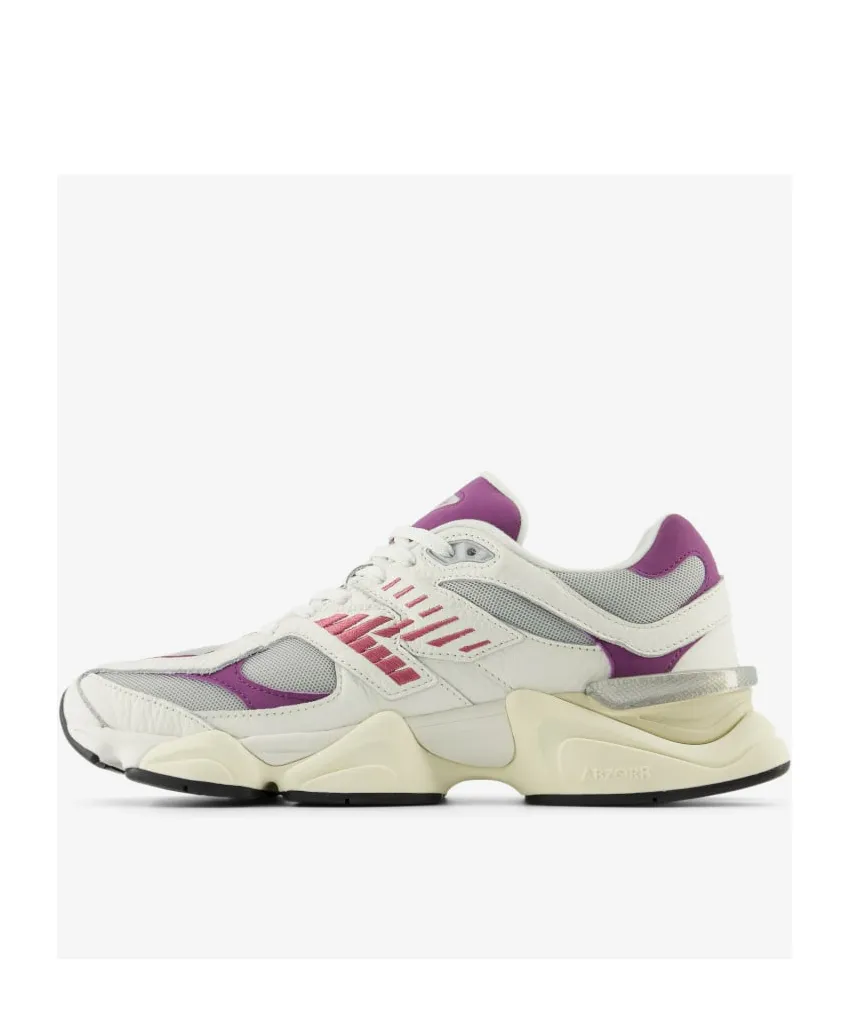 9060 Lace-Up Sneakers