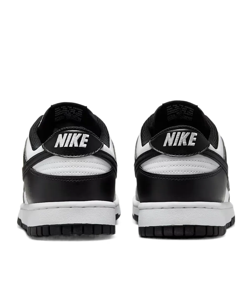 Dunk Low Sneakers