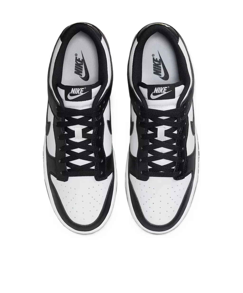 Dunk Low Sneakers