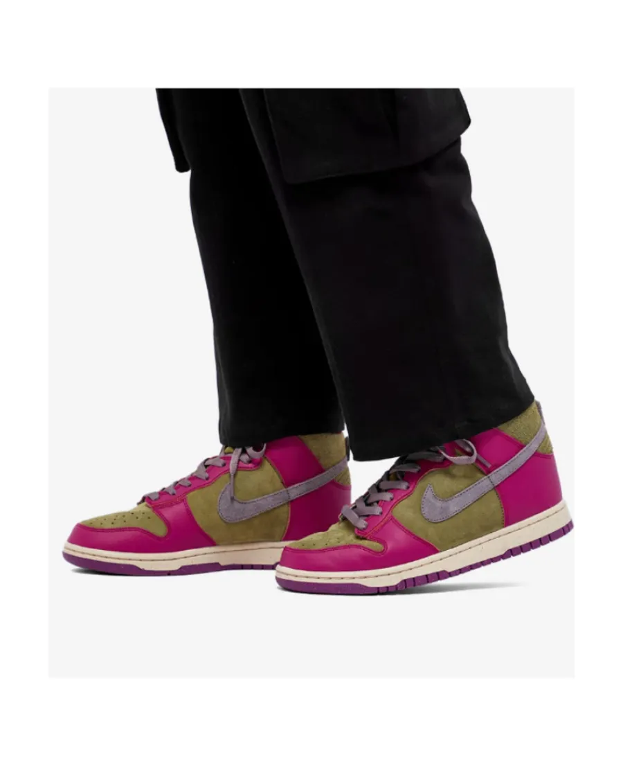 Dunk High Sneakers Dynamic Berry