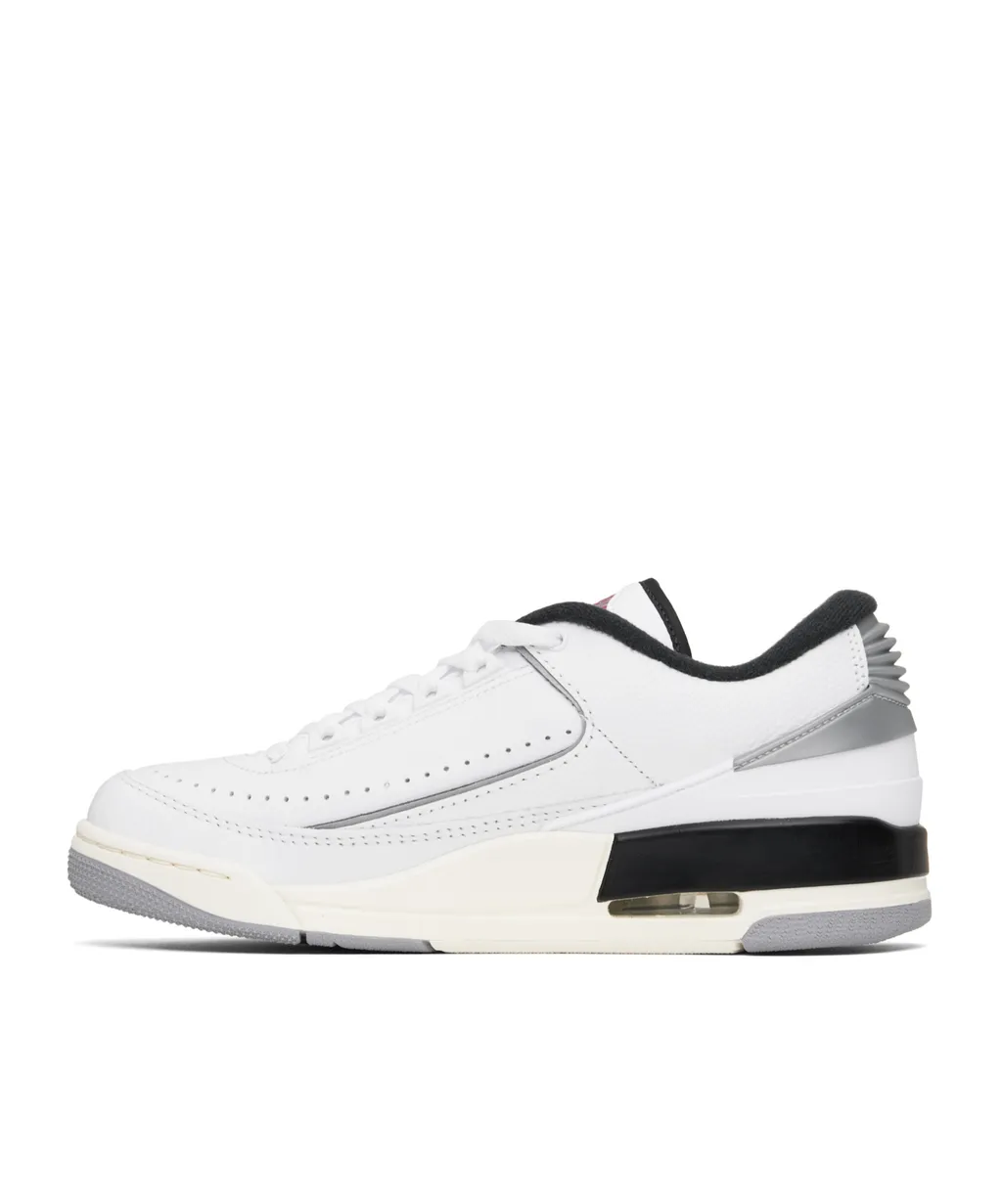 Jordan 2/3 Sneakers