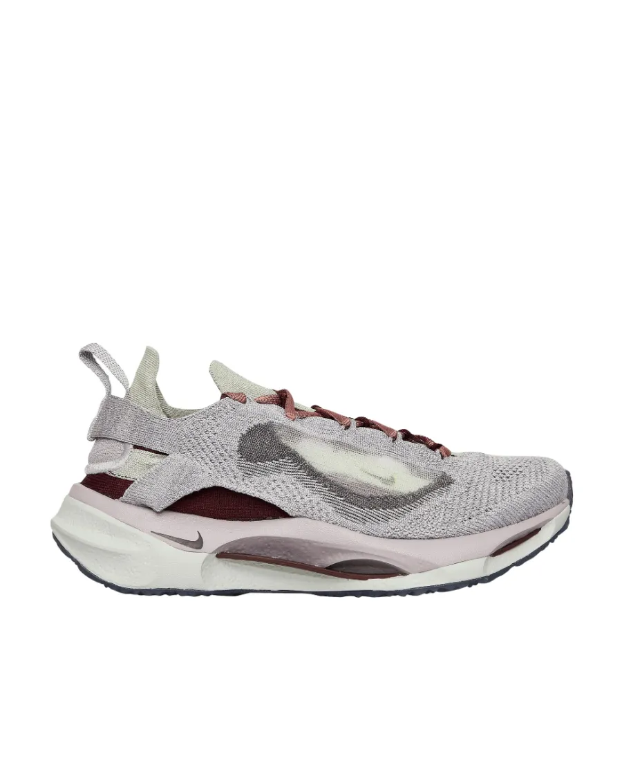 Spark Flyknit Sneakers