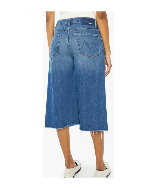 Wide-Leg Jeans