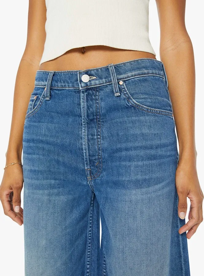 Wide-Leg Jeans