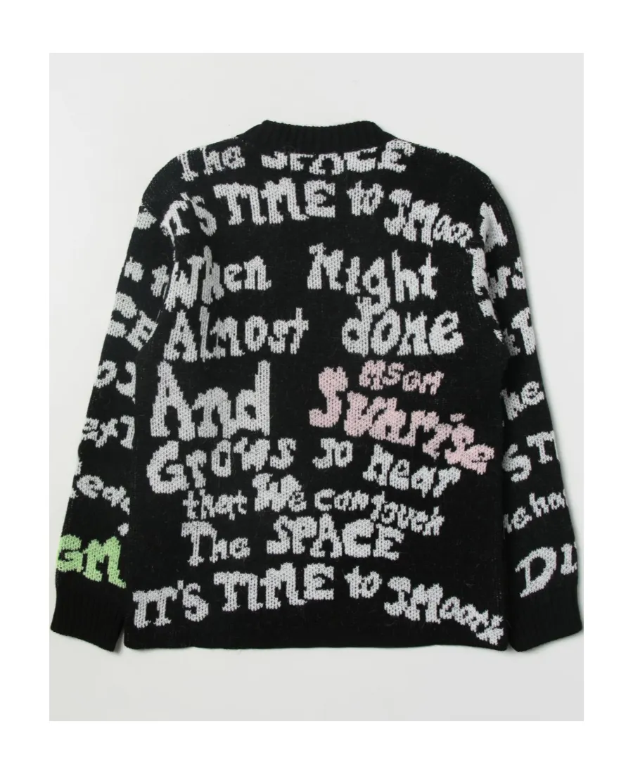 Round Neck Knitted Sweater