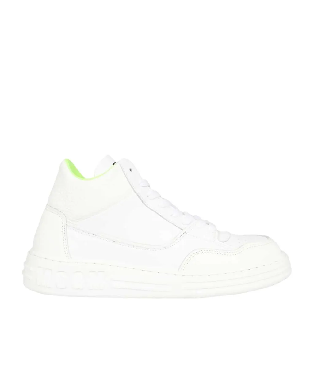 Round Head Laced Sneakers