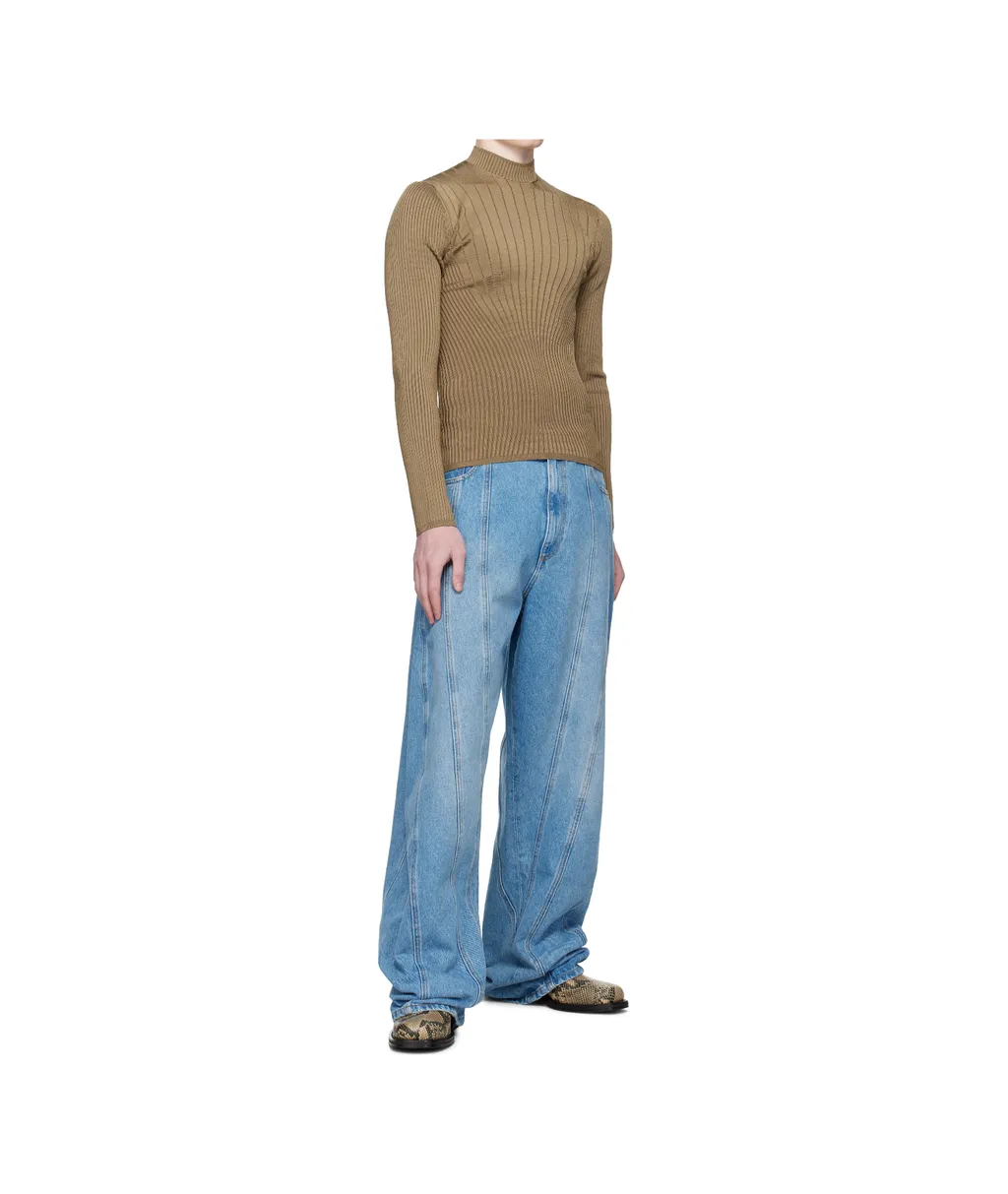 Water-Washed Large-Scale Spiral Denim Jeans