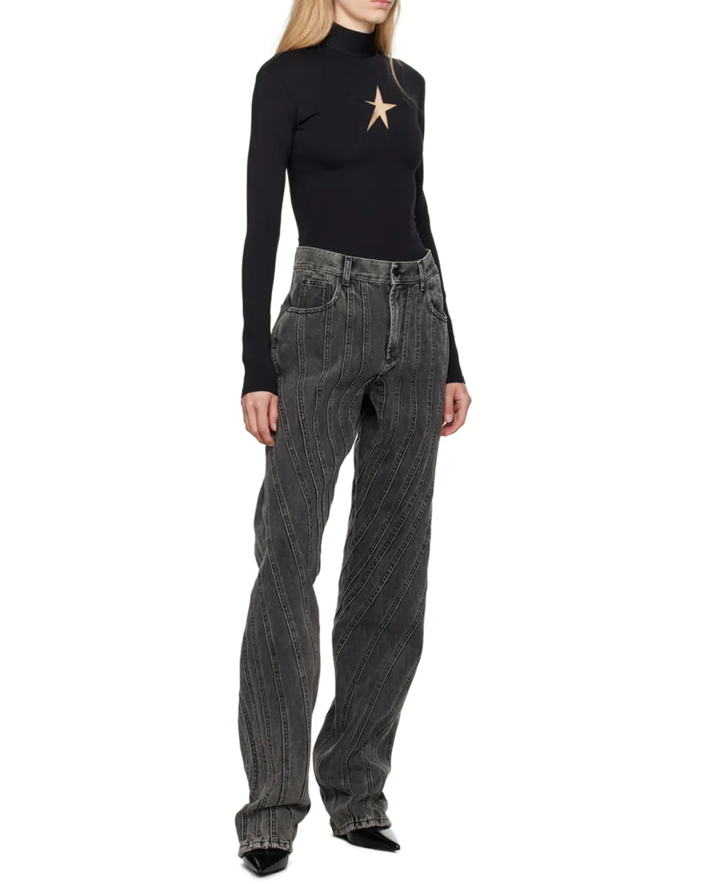 Star Cut-Out Detailed Top
