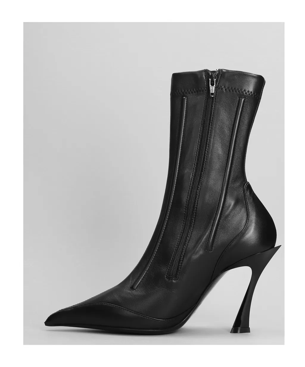 Seam Detailed Pointed Toe Ankle Boots