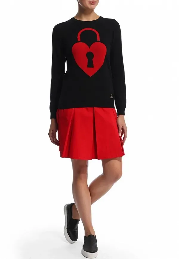 Long-Sleeved Logo Detail Pullover