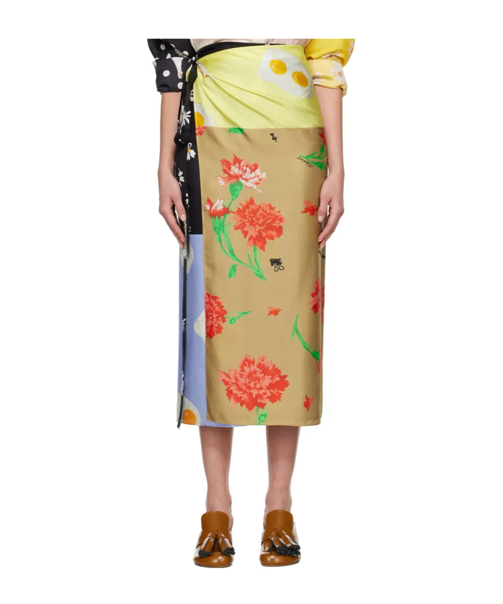 All Over Daisy Print Skirt