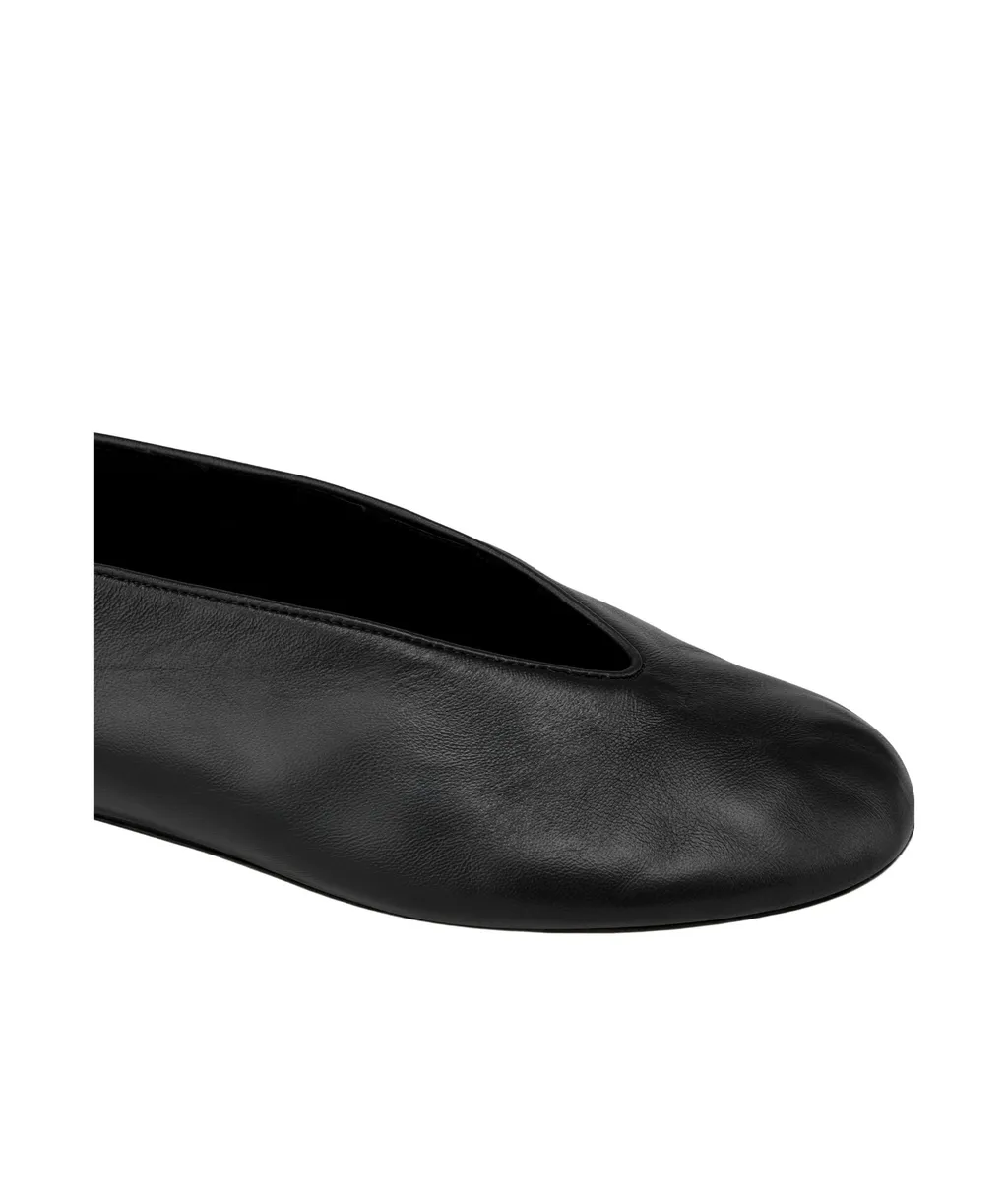 Almond Toe Ballerina Shoes