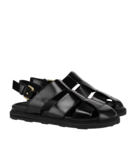 Round Toe Strap Detailed Sandals