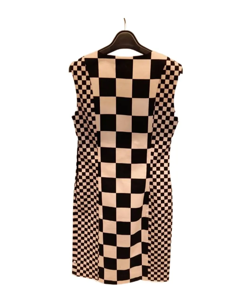 Round Collar Contrasting Dress