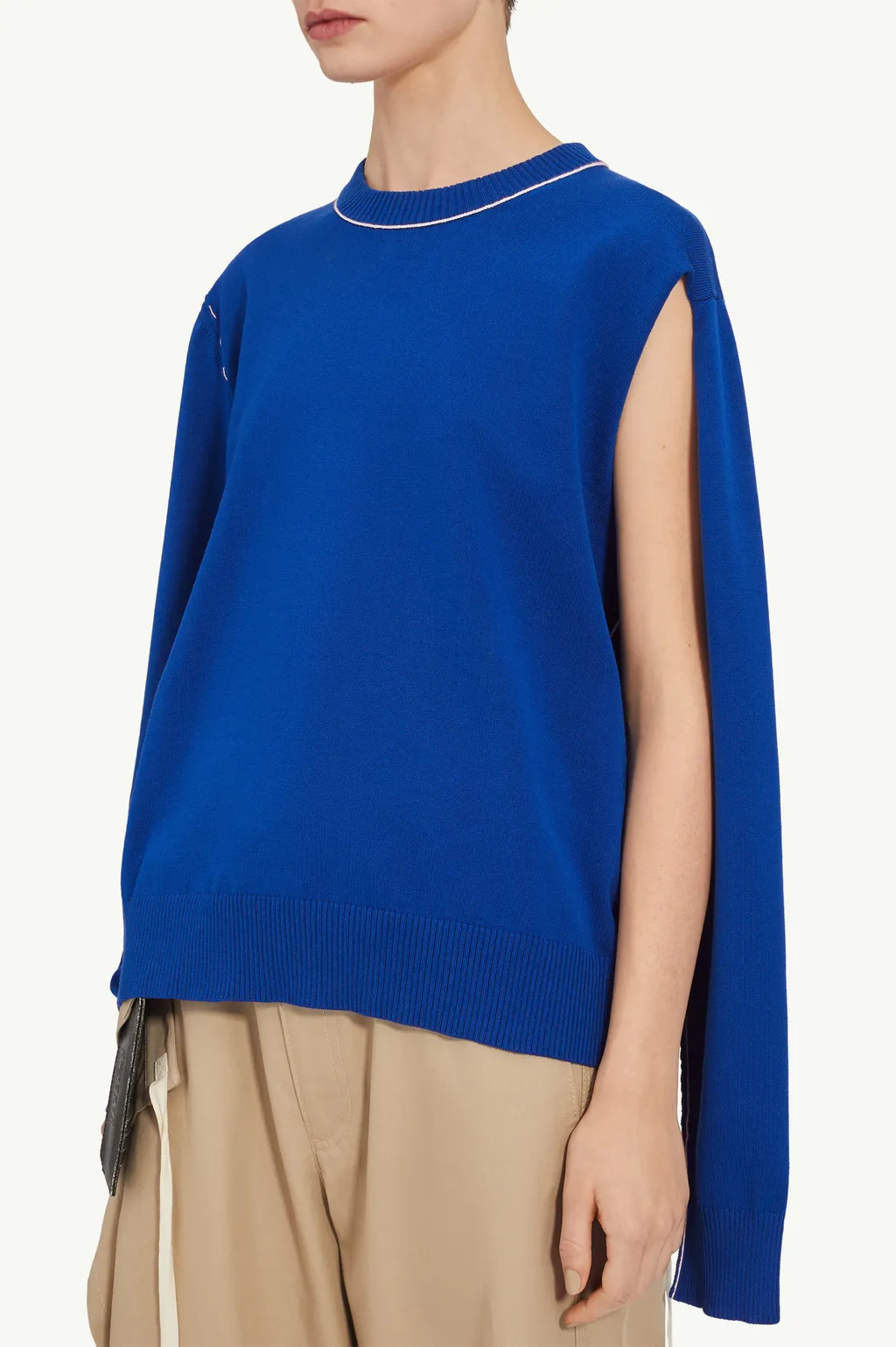 Crew-Neck Cut-Out Jumper