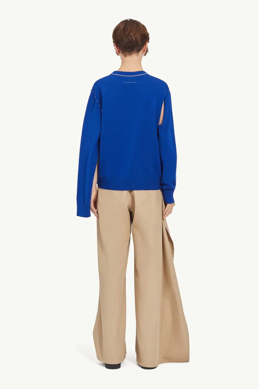 Crew-Neck Cut-Out Jumper