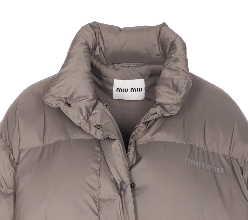 Medium-Weight Technical Pongé Down Jacket
