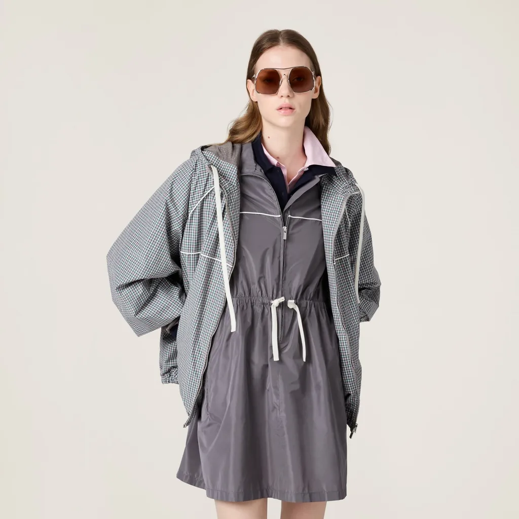 Short-Sleeved Drawstring Zip-Up Dress