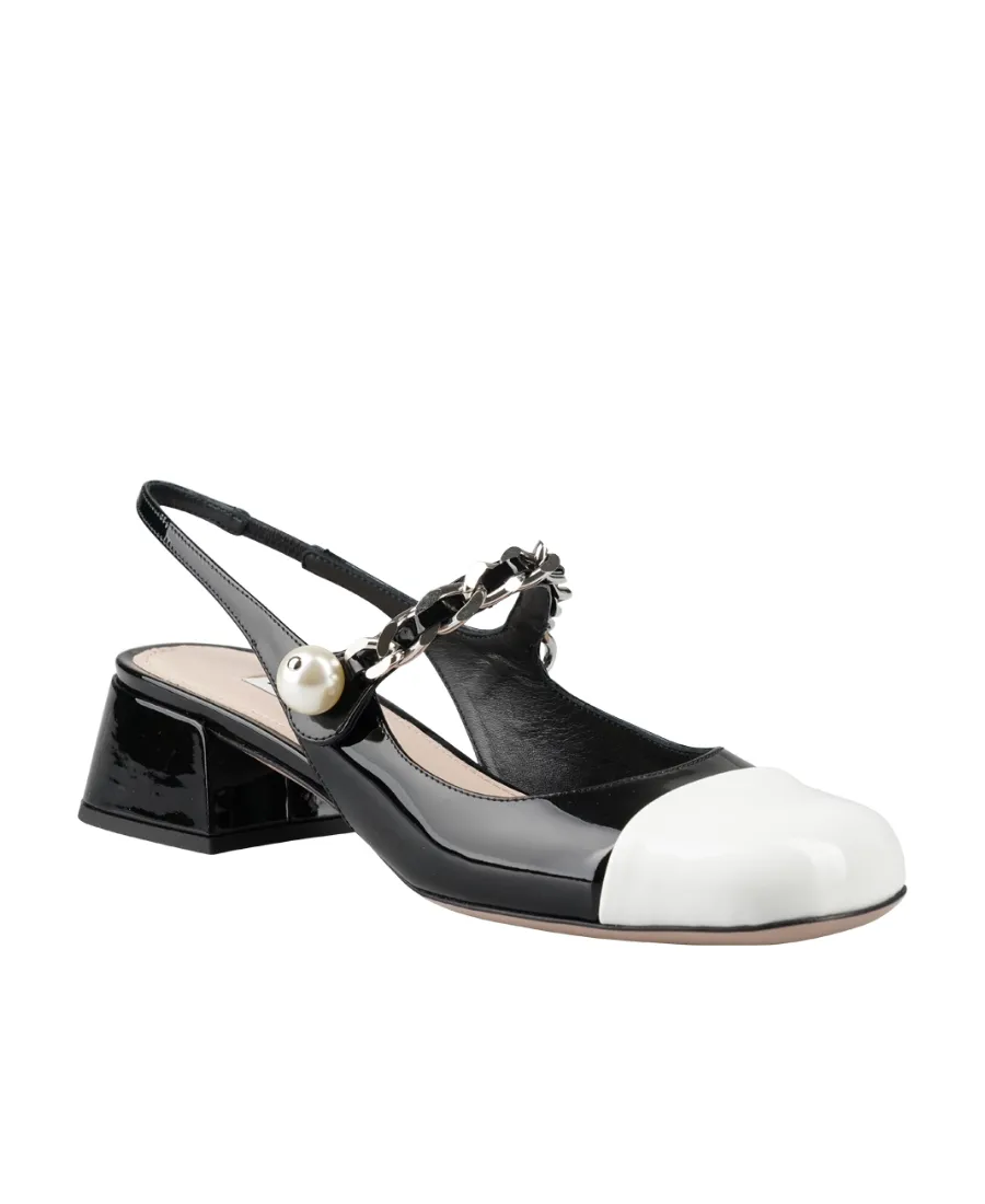 Two-Tone Chain-Link Pumps