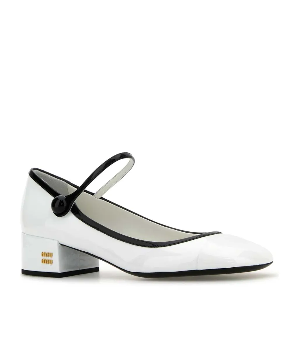 Logo-Lettering Pumps