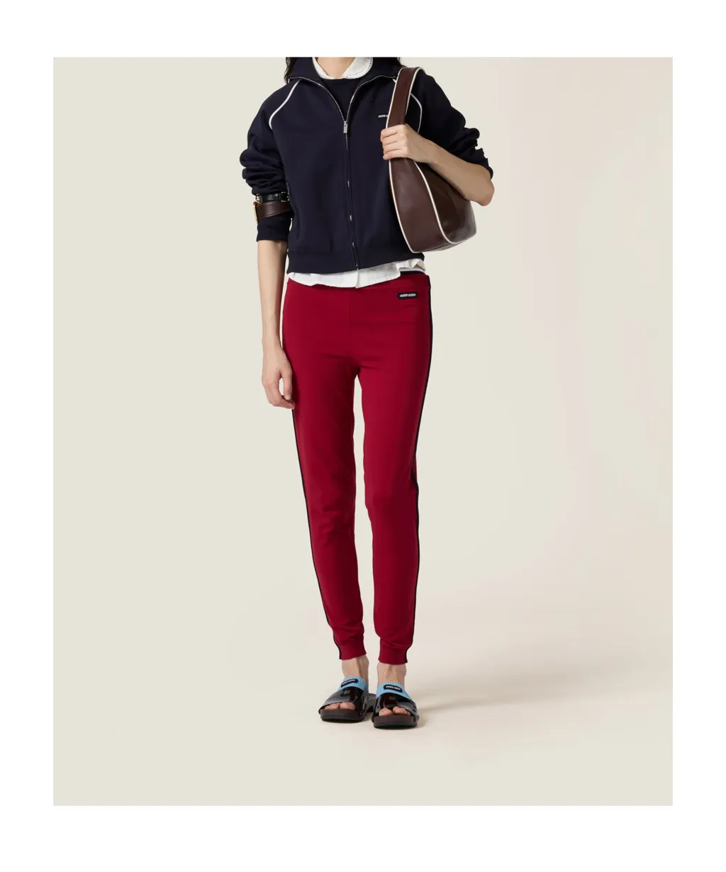 Long-Sleeved Zipped Sweatshirt