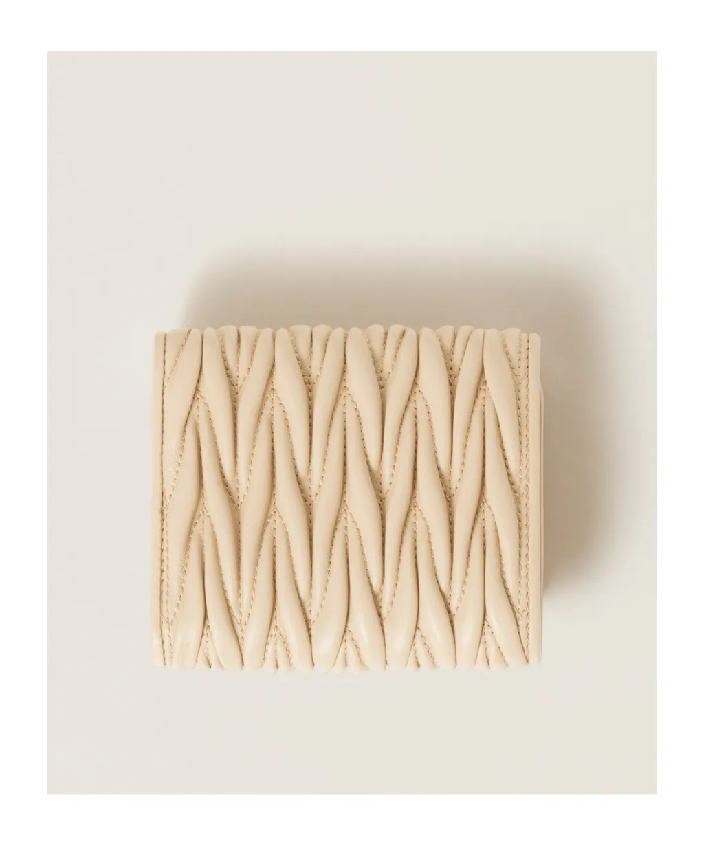 Matelassé Logo-Lettering Wallet