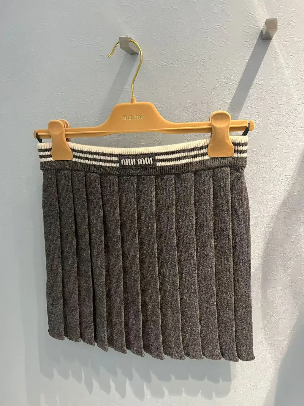 Pleated Knitted Mini Skirt