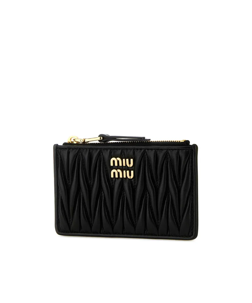 Matelassé Zipped Wallet
