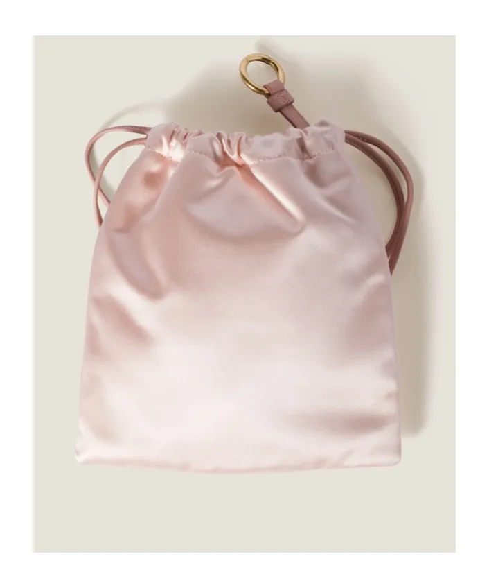 Pull-Out Handbag